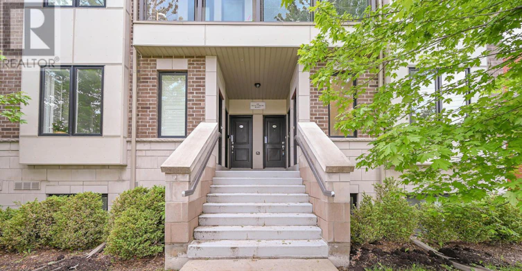 114-256 Royal York Road, Toronto, ON, M8V 1Y8