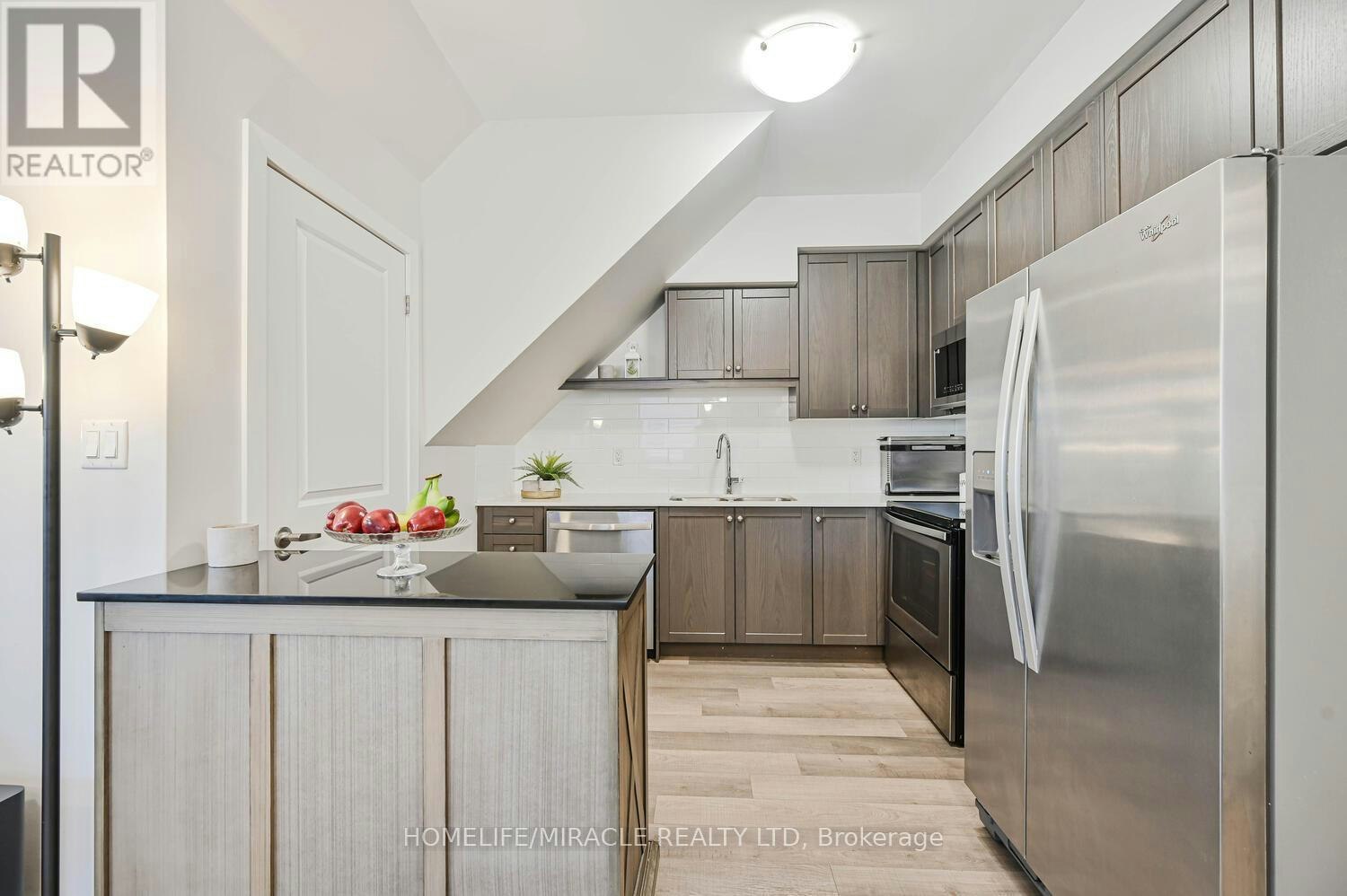 114-256 Royal York Road, Toronto, ON, M8V 1Y8 - 14