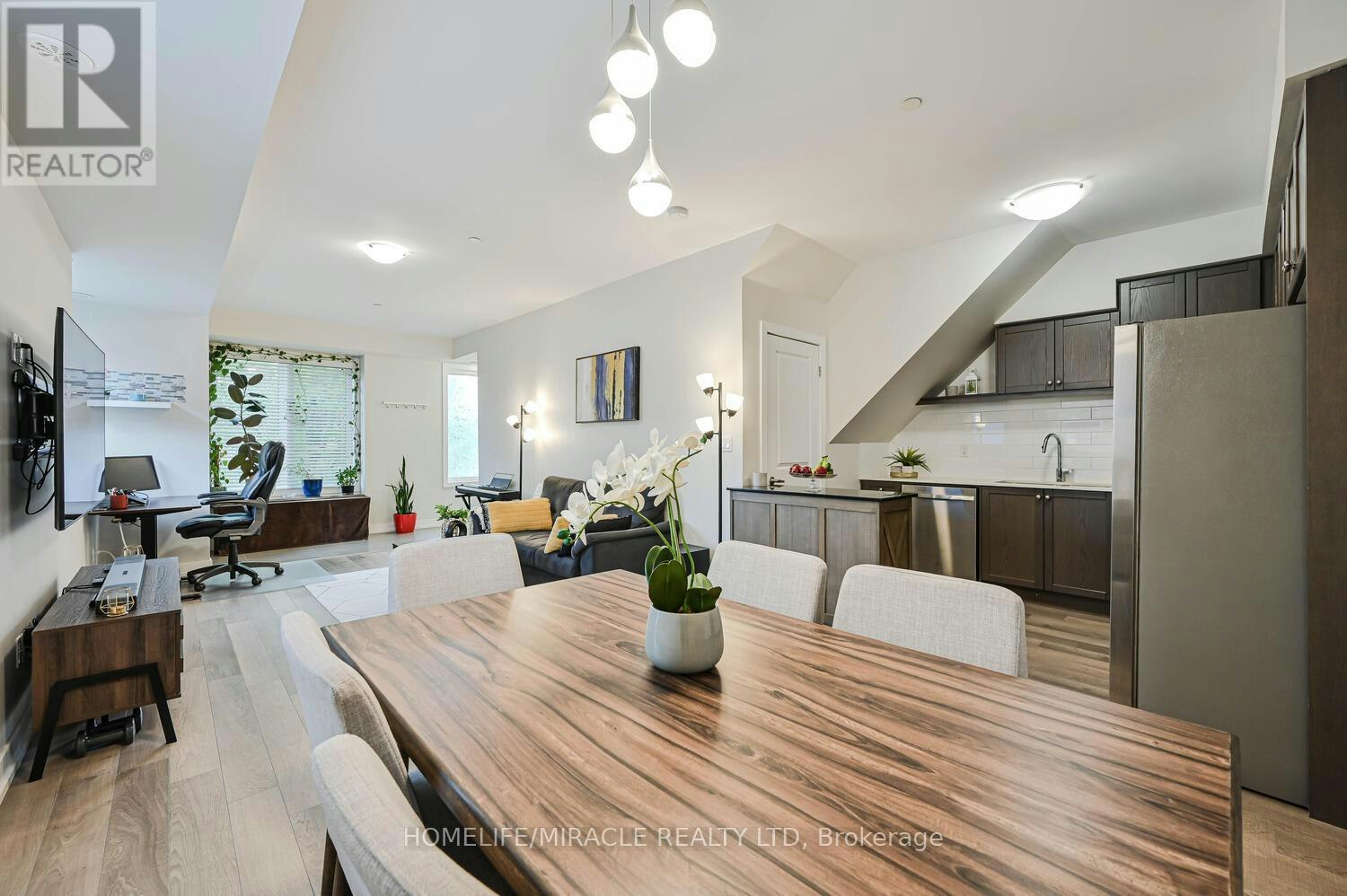 114-256 Royal York Road, Toronto, ON, M8V 1Y8 - 12