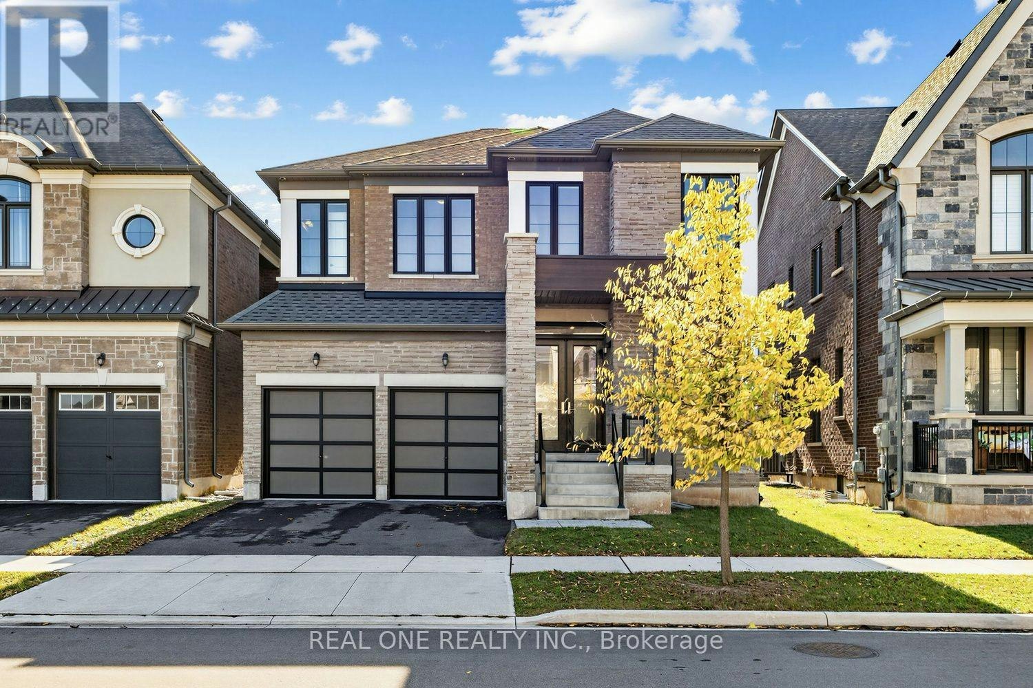 1382 Queens Plate Road, Oakville, ON, L6M 5L4