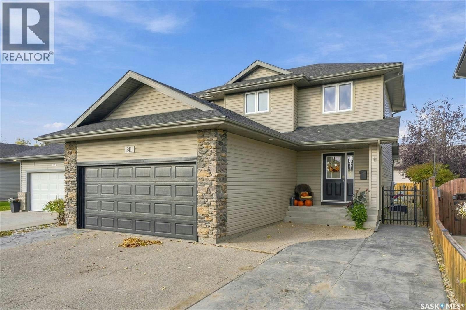 311 Denham Court, Saskatoon, SK, S7R 1E5