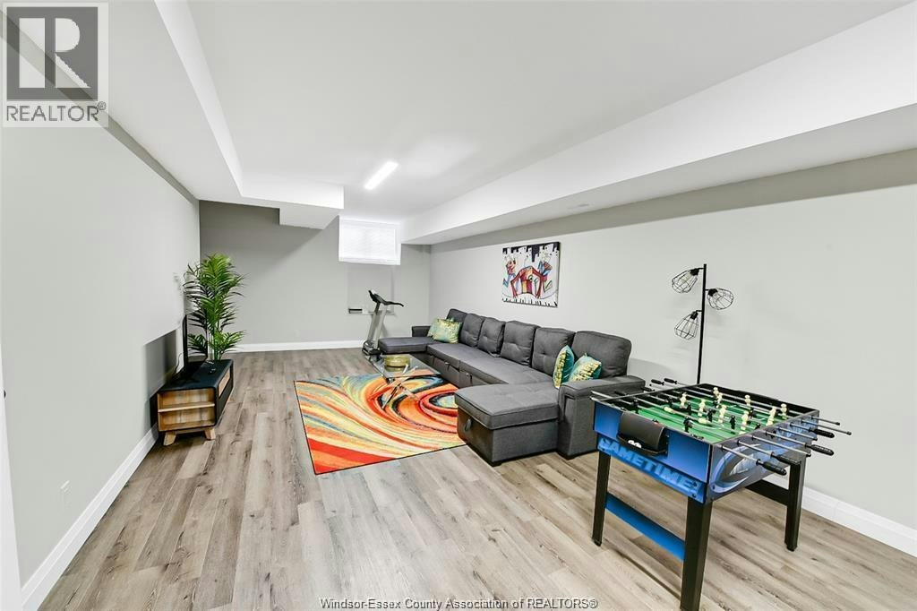 937 Walker, Windsor, ON, N8Y 2N6 - 24