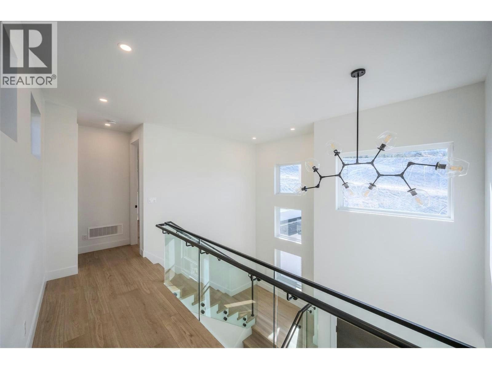 1125 Antler Drive, Penticton, BC, V2A 9G6 - 21