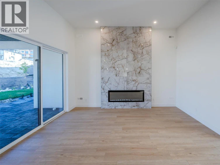 1125 Antler Drive, Penticton, BC, V2A 9G6 - 5