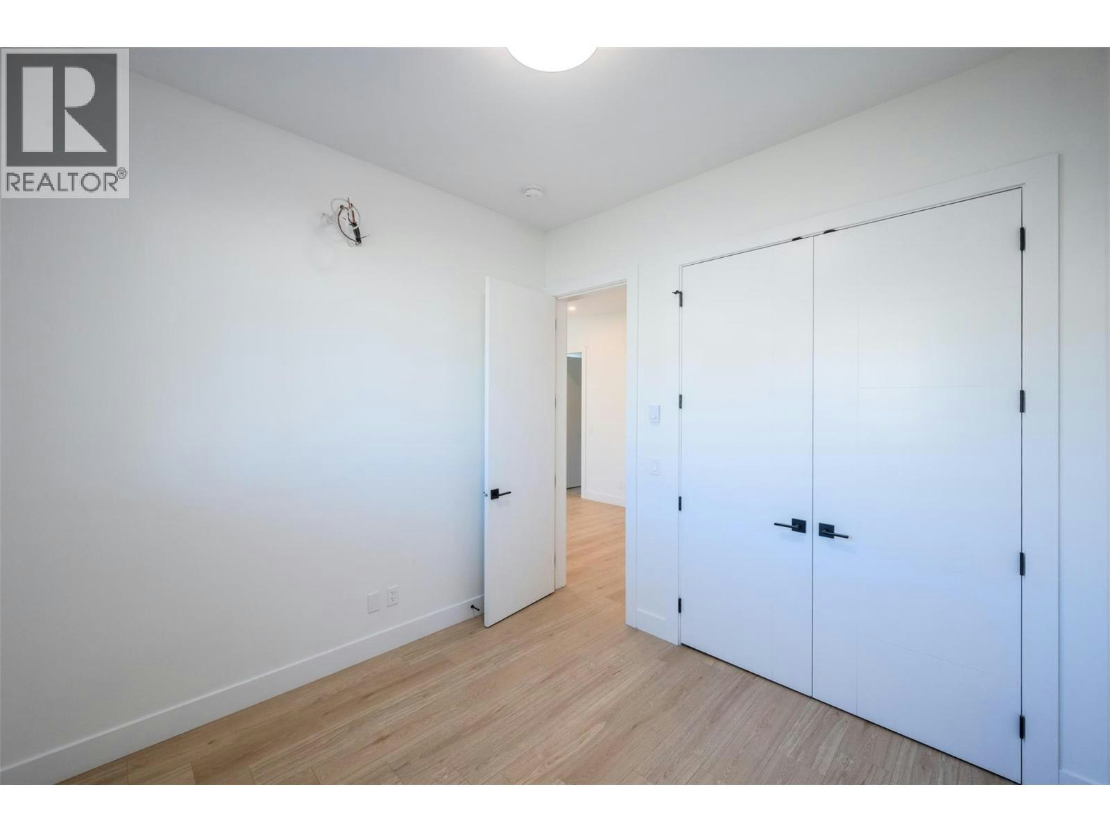 1125 Antler Drive, Penticton, BC, V2A 9G6 - 47