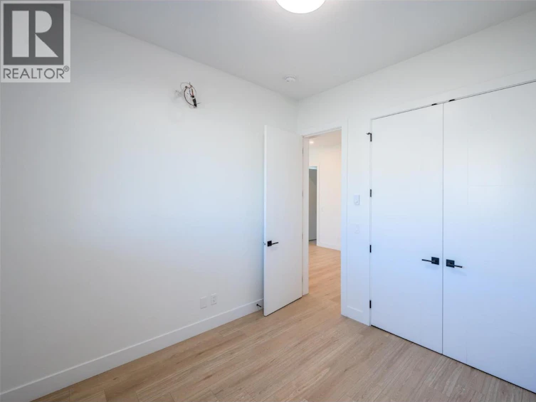1125 Antler Drive, Penticton, BC, V2A 9G6 - 47