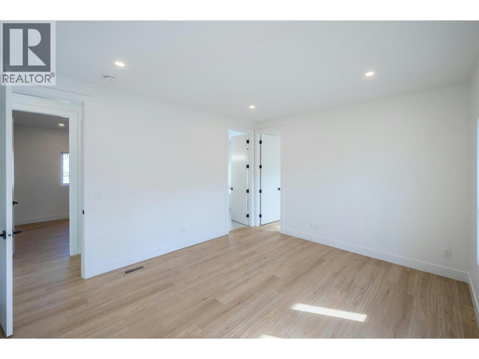 1125 Antler Drive, Penticton, BC, V2A 9G6 - 25