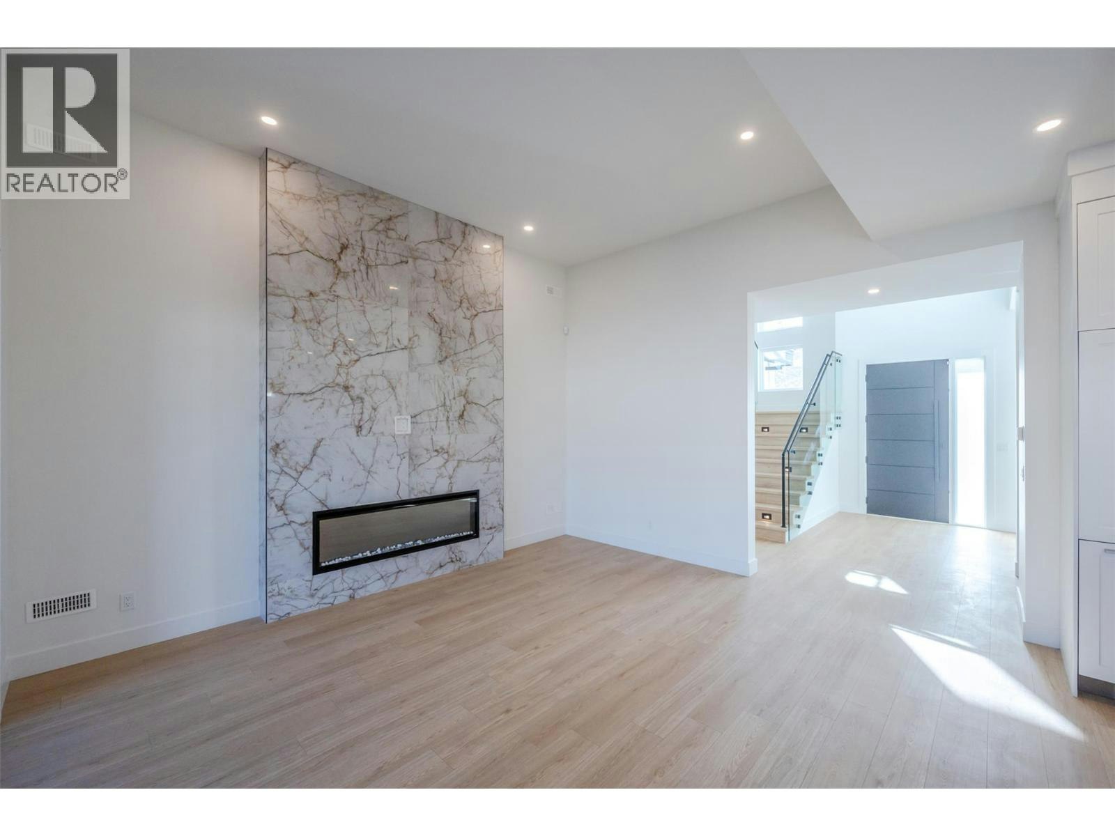 1125 Antler Drive, Penticton, BC, V2A 9G6 - 6