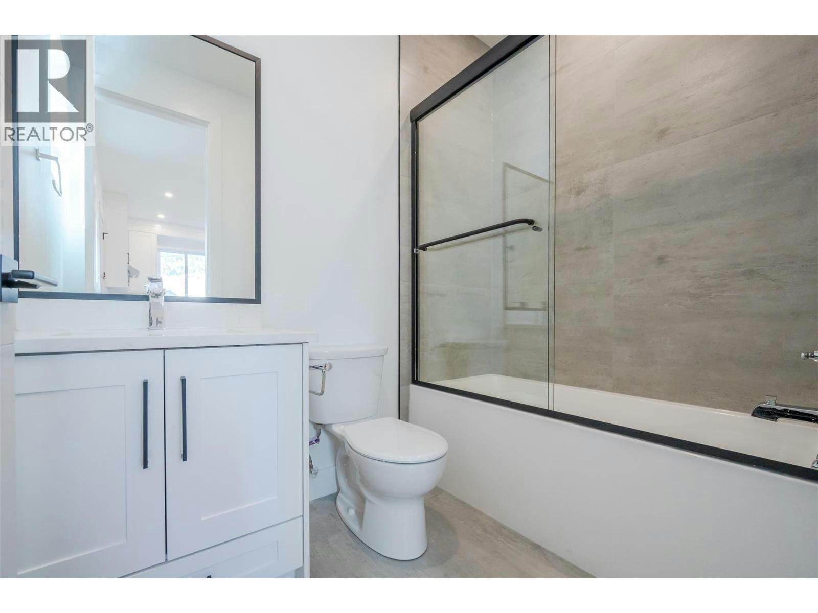 1125 Antler Drive, Penticton, BC, V2A 9G6 - 45