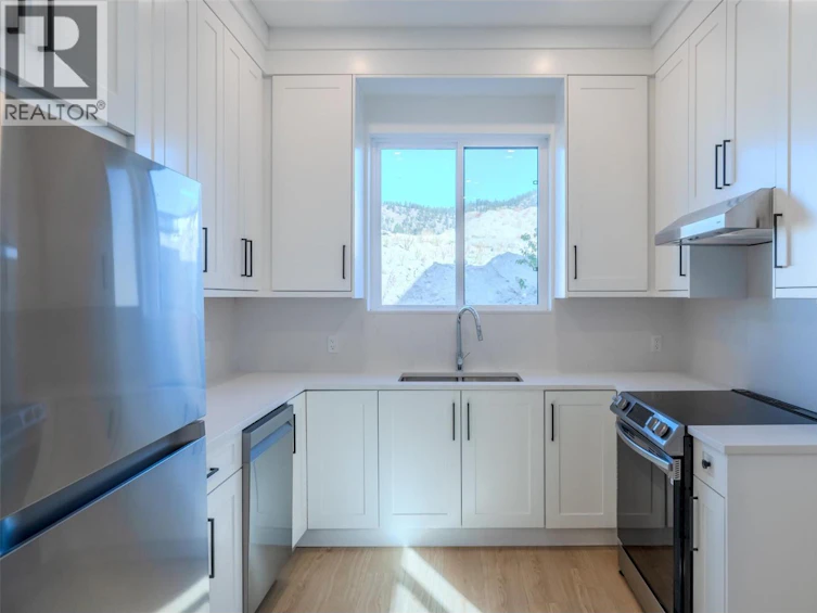 1125 Antler Drive, Penticton, BC, V2A 9G6 - 41