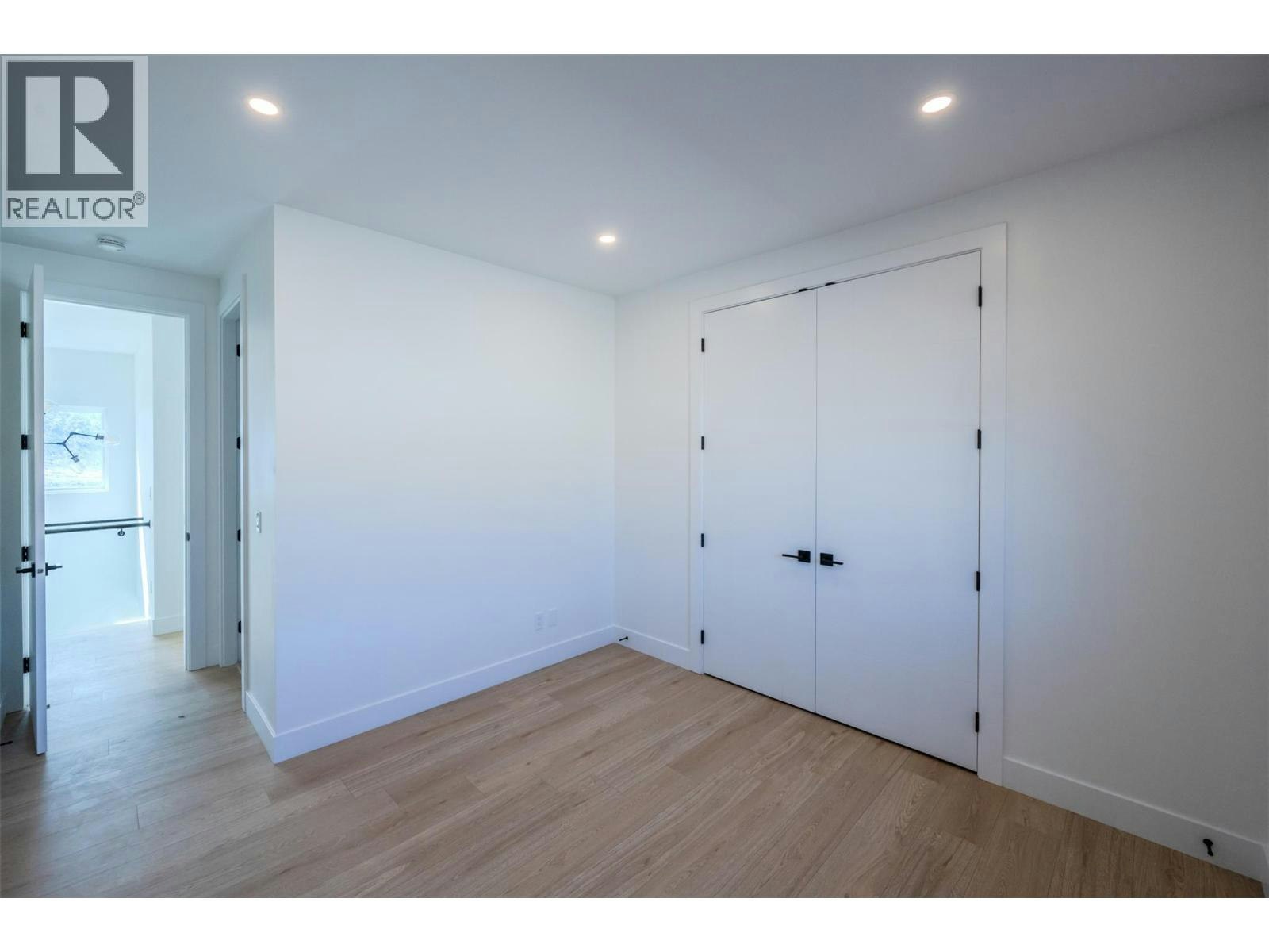 1125 Antler Drive, Penticton, BC, V2A 9G6 - 33