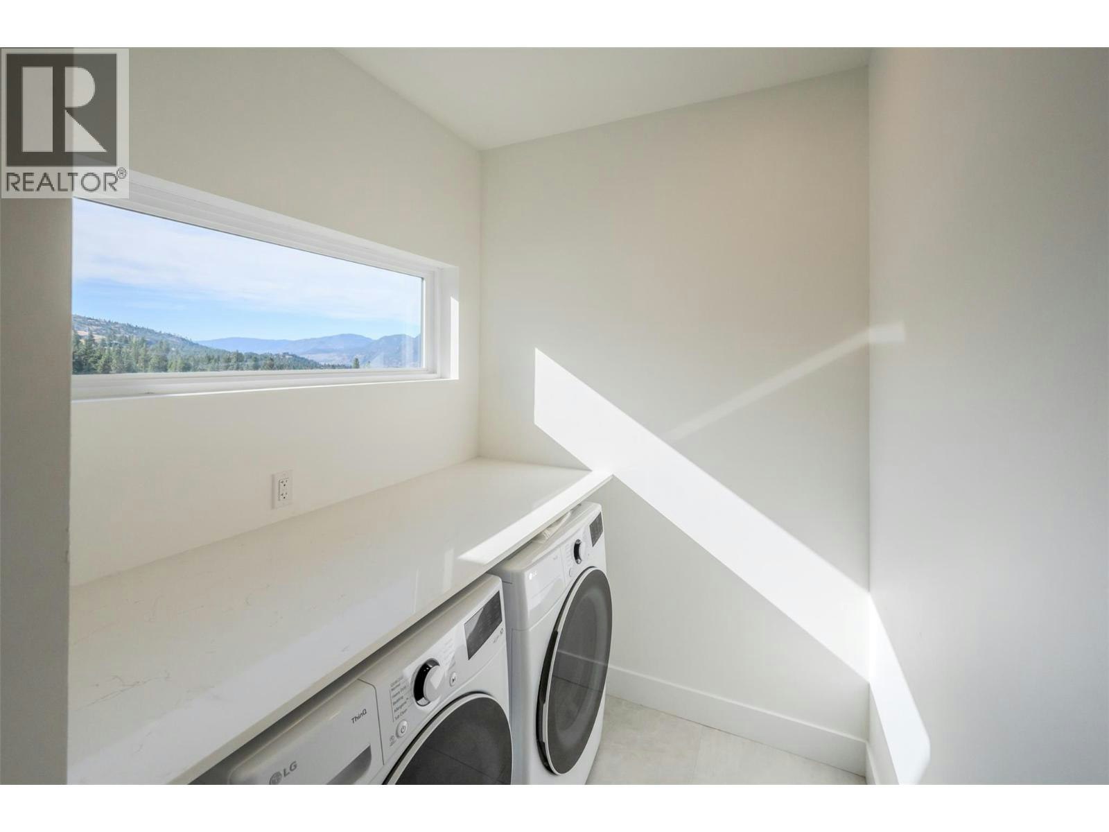 1125 Antler Drive, Penticton, BC, V2A 9G6 - 38