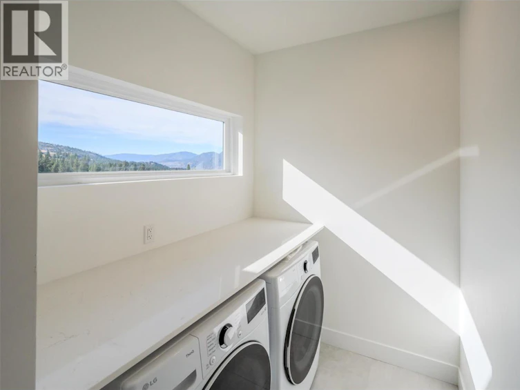 1125 Antler Drive, Penticton, BC, V2A 9G6 - 38