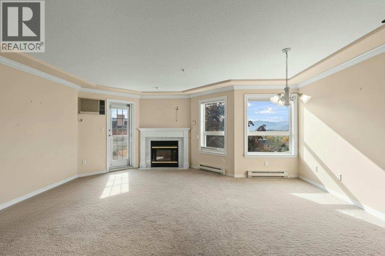 303-3300 Centennial Drive - 5