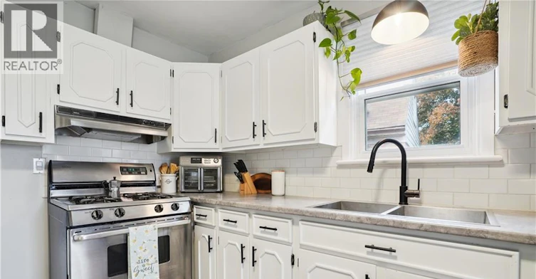 Upper-13 Beaucourt Place, Hamilton, ON, L8S 2P8 - 15