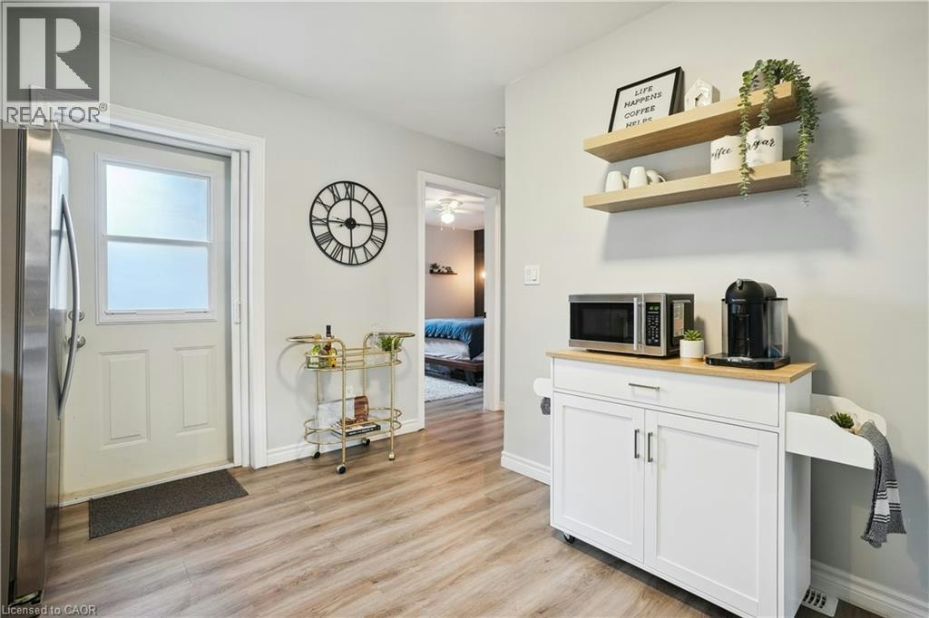 Upper-13 Beaucourt Place, Hamilton, ON, L8S 2P8 - 17