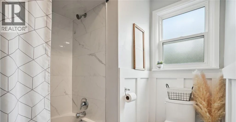 Upper-13 Beaucourt Place, Hamilton, ON, L8S 2P8 - 26