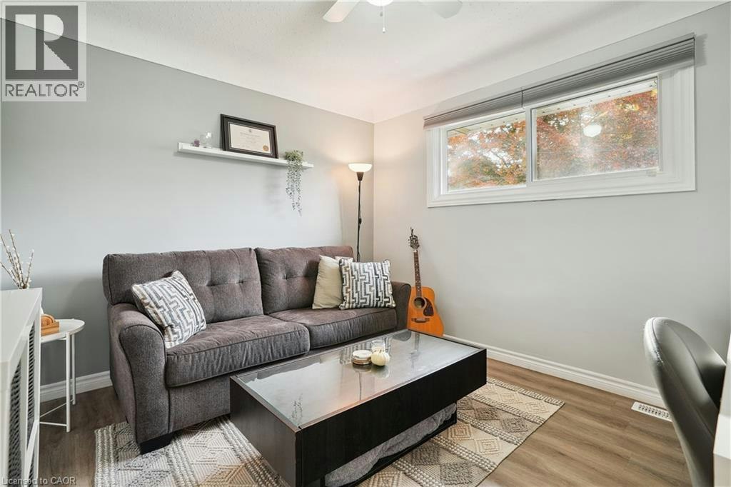 Upper-13 Beaucourt Place, Hamilton, ON, L8S 2P8 - 22