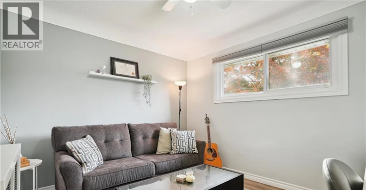 Upper-13 Beaucourt Place, Hamilton, ON, L8S 2P8 - 22