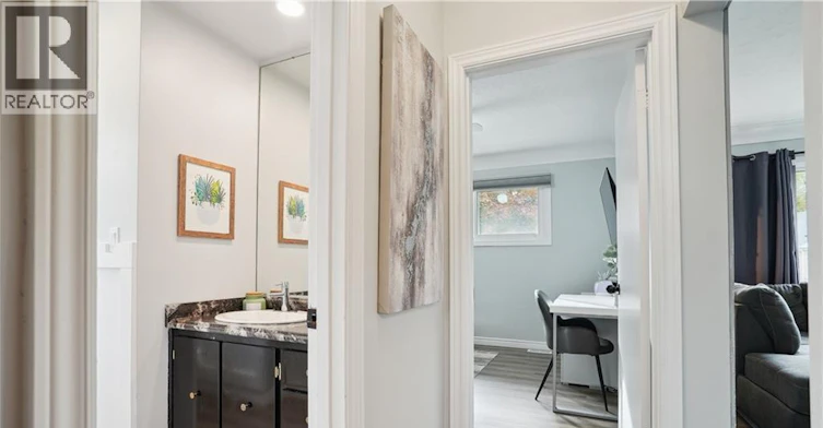 Upper-13 Beaucourt Place, Hamilton, ON, L8S 2P8 - 24