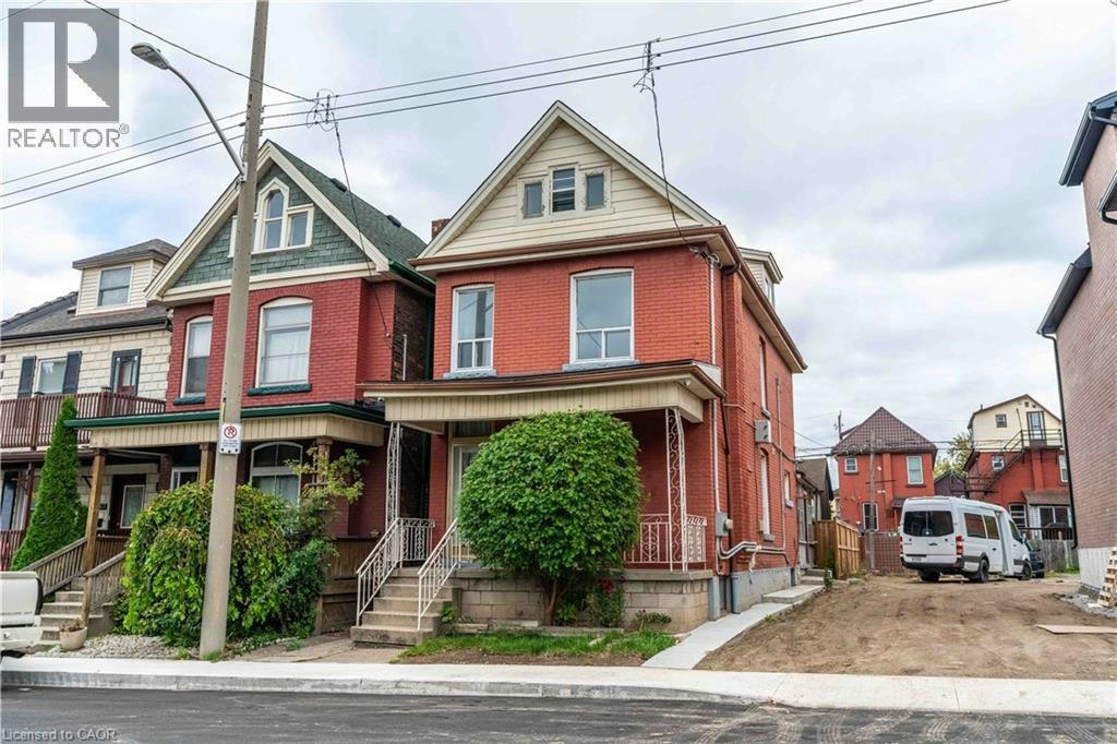 58 St. Matthews Avenue, Hamilton, ON, L8L 5P3