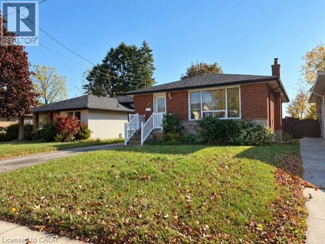 35 Bonaventure Drive, Hamilton, ON, L9C 4P4