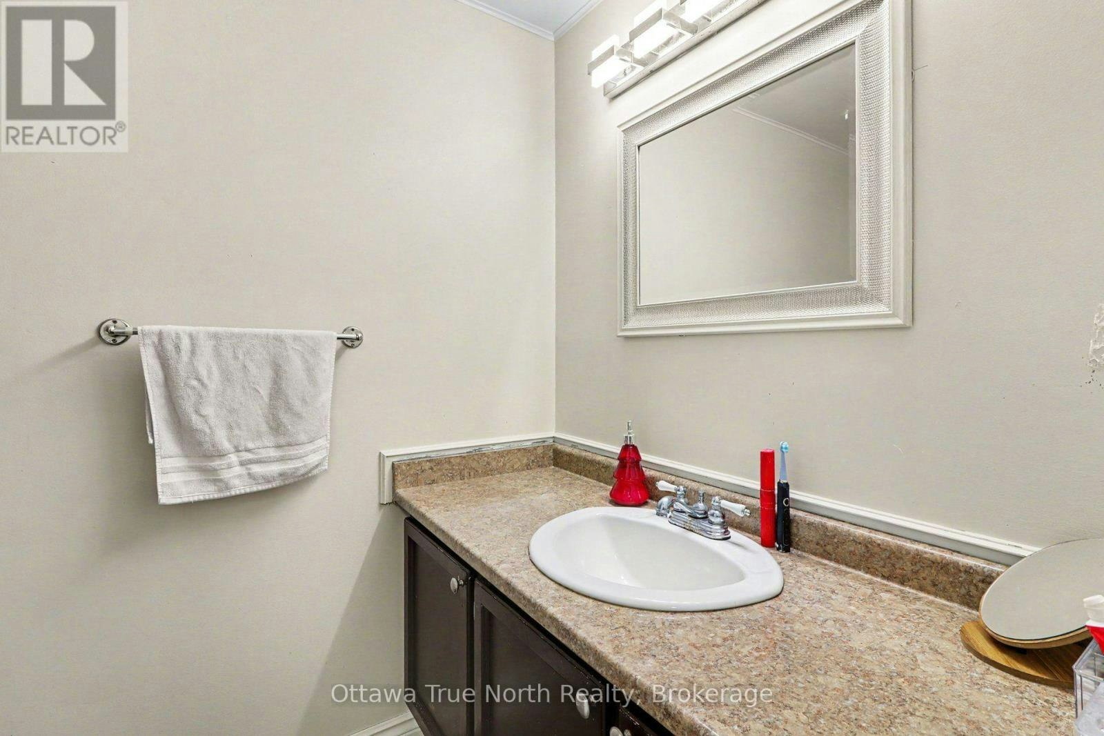 132-2093 Orient Park Drive, Ottawa, ON, K1B 4W1 - 7