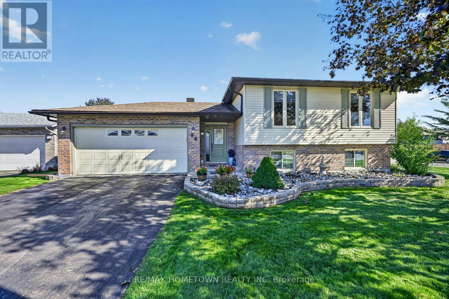 96 Cambridge Crescent, Brockville, ON, K6V 6L8