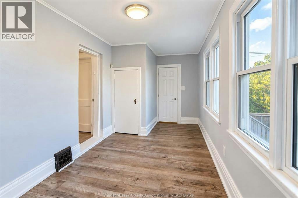 MAIN-1374 Benjamin Avenue, Windsor, ON, N8X 4M9 - 7