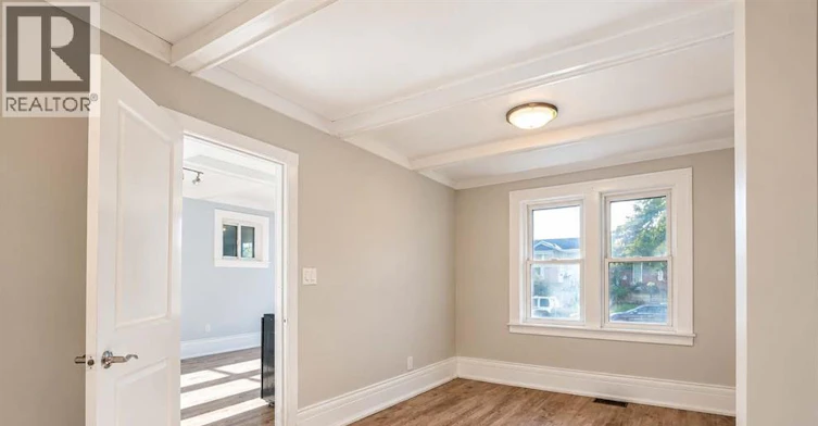 MAIN-1374 Benjamin Avenue, Windsor, ON, N8X 4M9 - 9