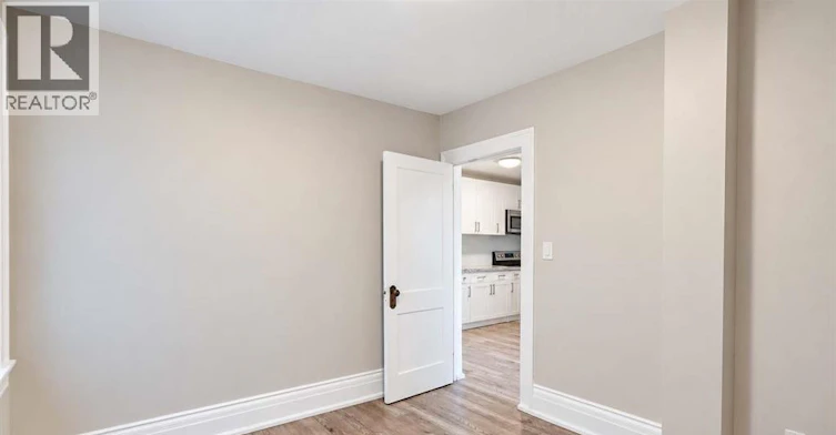 MAIN-1374 Benjamin Avenue, Windsor, ON, N8X 4M9 - 13
