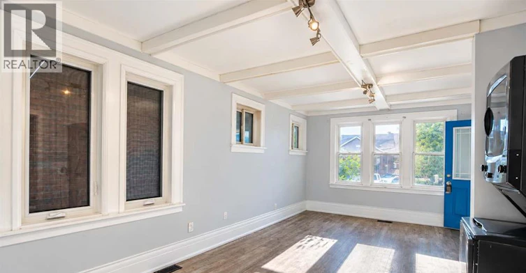 MAIN-1374 Benjamin Avenue, Windsor, ON, N8X 4M9 - 3