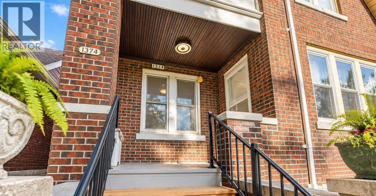 MAIN-1374 Benjamin Avenue, Windsor, ON, N8X 4M9 - 2