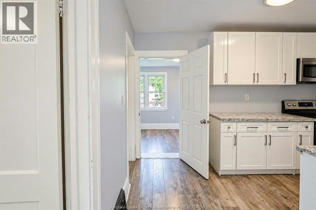 MAIN-1374 Benjamin Avenue, Windsor, ON, N8X 4M9 - 6