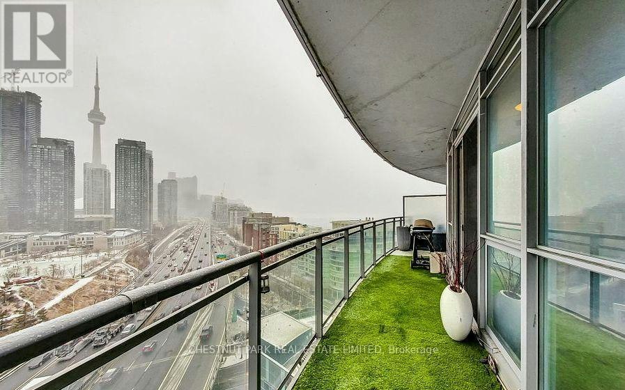 1908-38 Dan Leckie Way, Toronto, ON, M5V 2V6 - 15