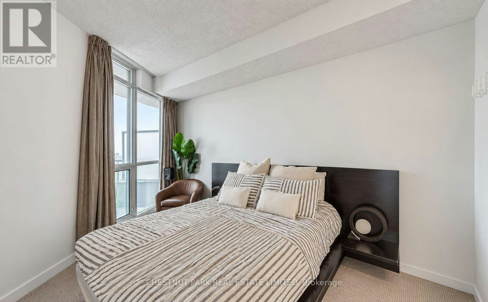 1908-38 Dan Leckie Way, Toronto, ON, M5V 2V6 - 11