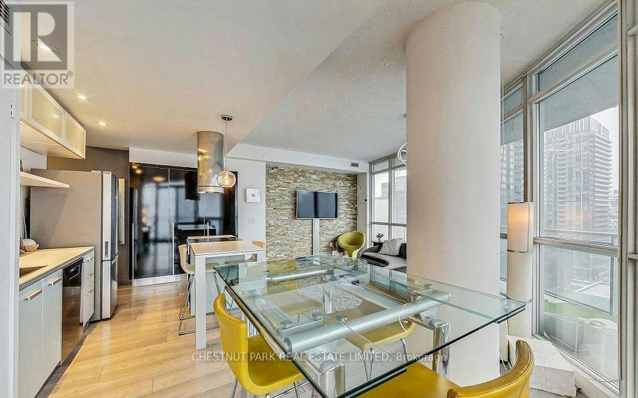 1908-38 Dan Leckie Way, Toronto, ON, M5V 2V6 - 6