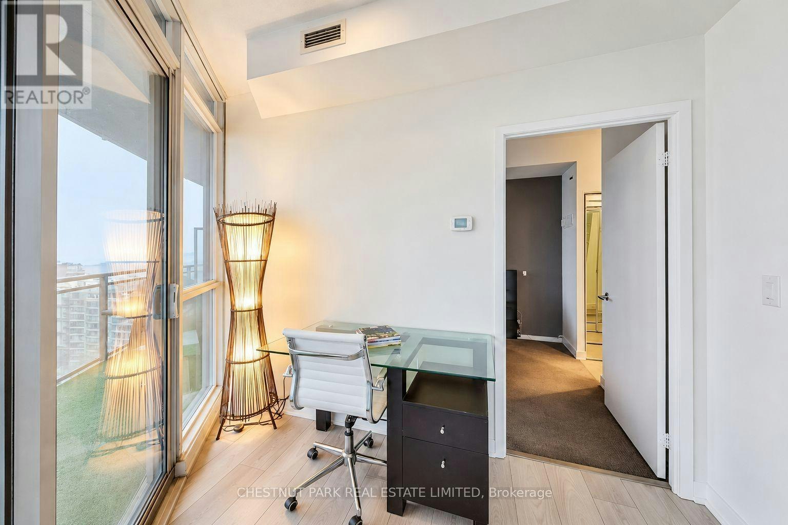 1908-38 Dan Leckie Way, Toronto, ON, M5V 2V6 - 9