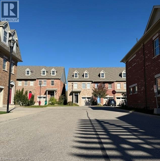16 Beatrice Lane, Kitchener, ON, N2H 0B3 - 24