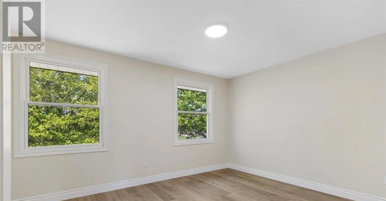 353 Dominion Street, Strathroy, ON, N7G 3G9 - 12