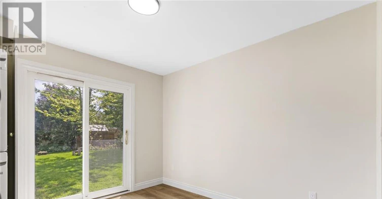 353 Dominion Street, Strathroy, ON, N7G 3G9 - 11