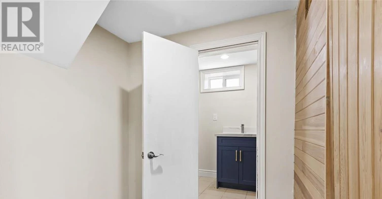 353 Dominion Street, Strathroy, ON, N7G 3G9 - 31