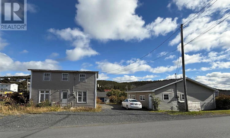 75 Freshwater Crescent