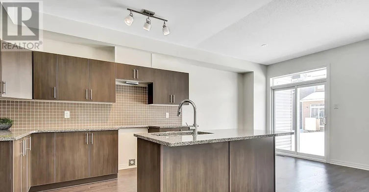 165 Overberg Way, Ottawa, ON, K2S 0J7 - 14