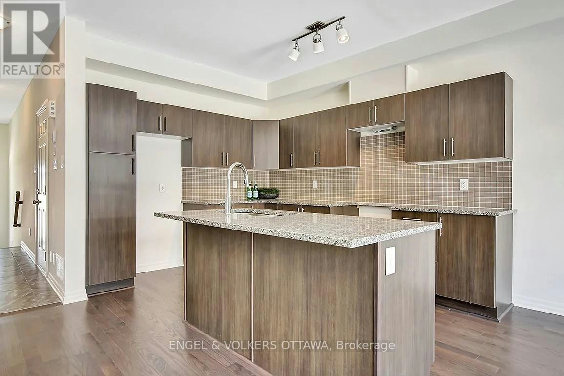 165 Overberg Way, Ottawa, ON, K2S 0J7 - 15