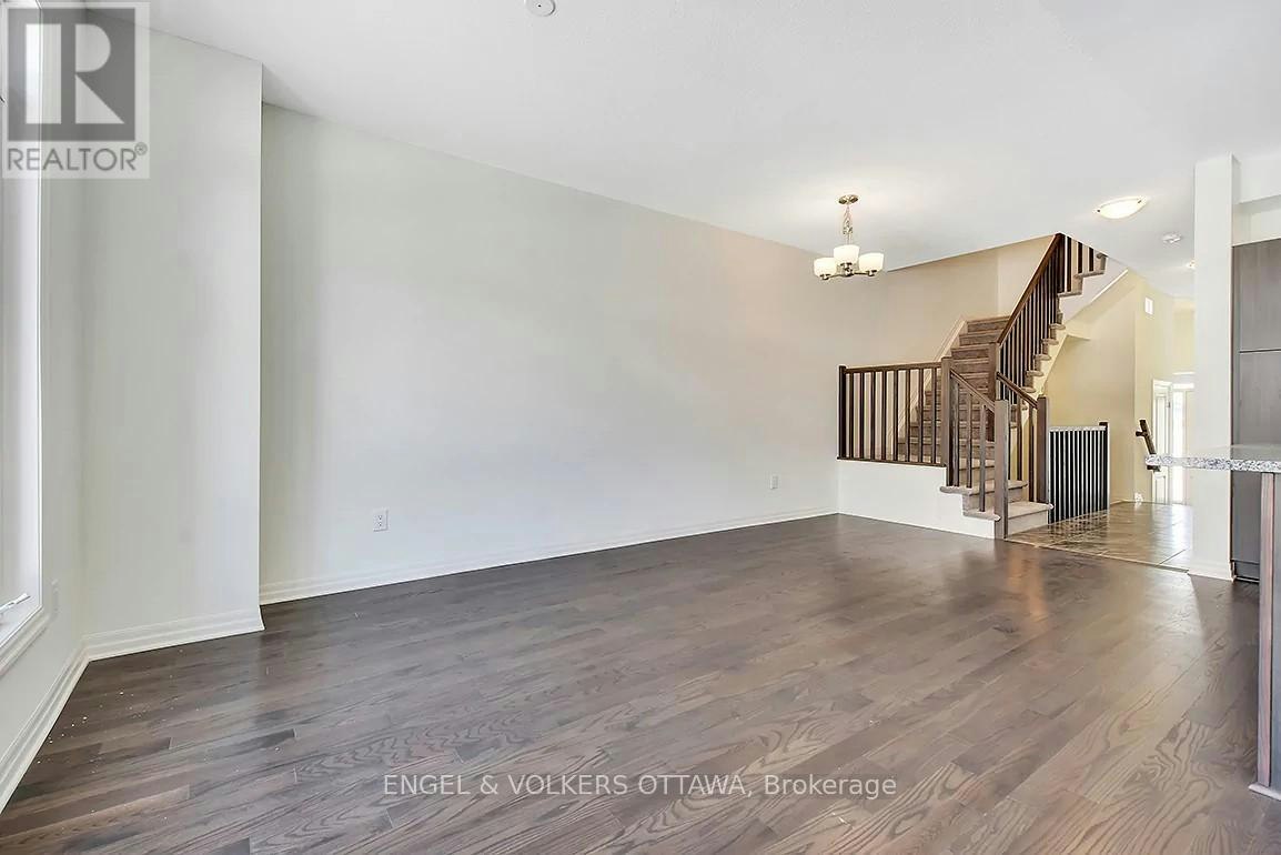 165 Overberg Way, Ottawa, ON, K2S 0J7 - 10