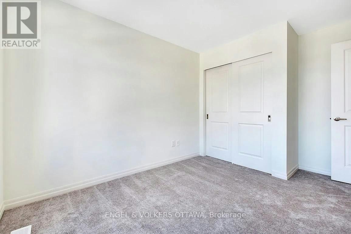 165 Overberg Way, Ottawa, ON, K2S 0J7 - 24