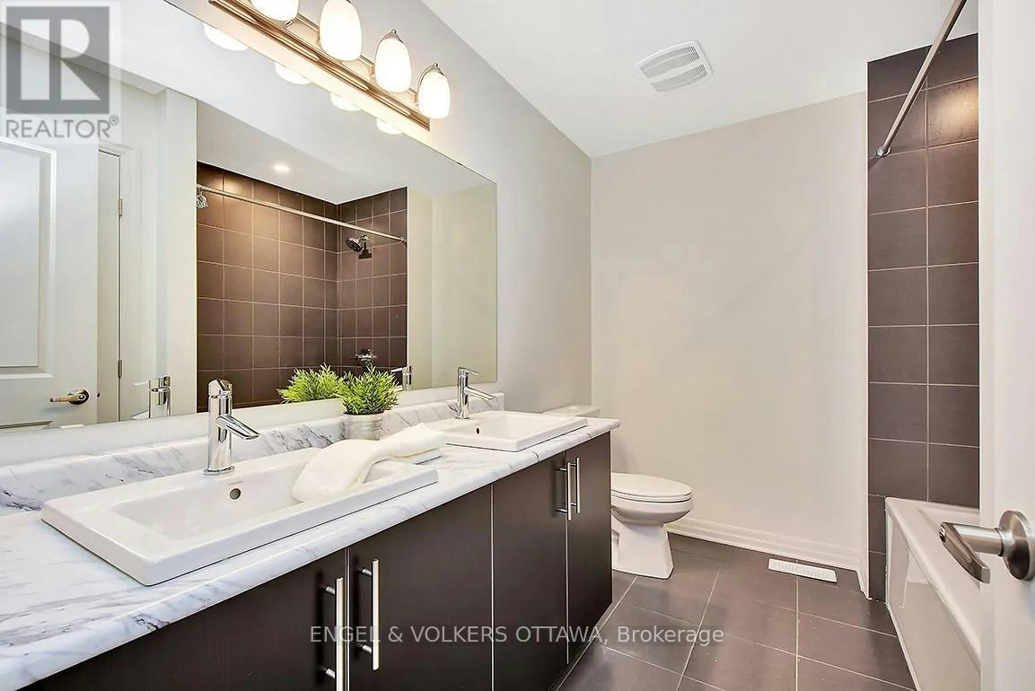 165 Overberg Way, Ottawa, ON, K2S 0J7 - 27