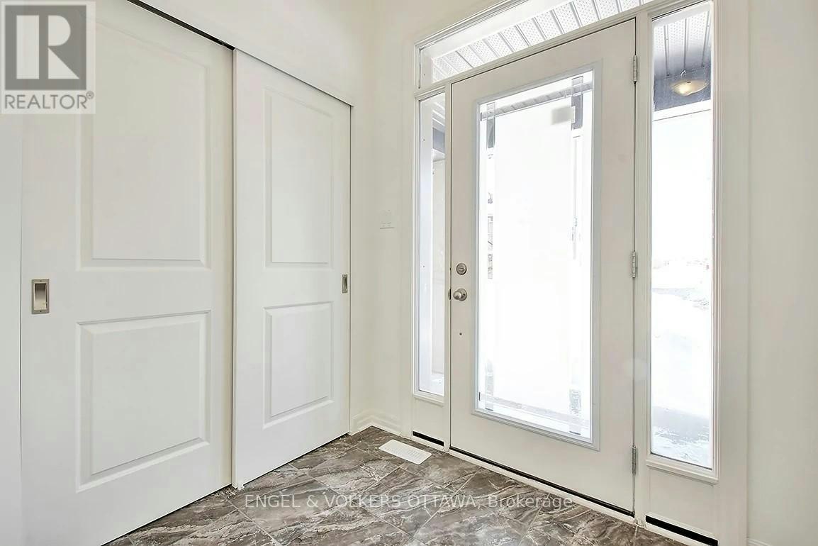 165 Overberg Way, Ottawa, ON, K2S 0J7 - 6