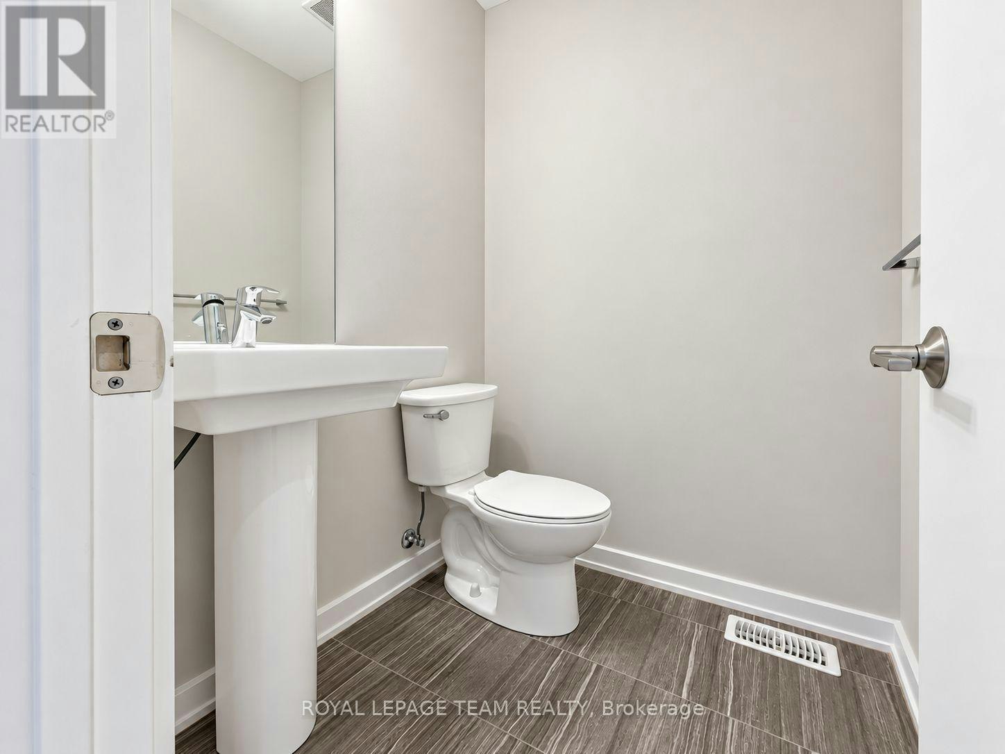 114 Larimar Circle, Ottawa, ON, K1X 0B7 - 15